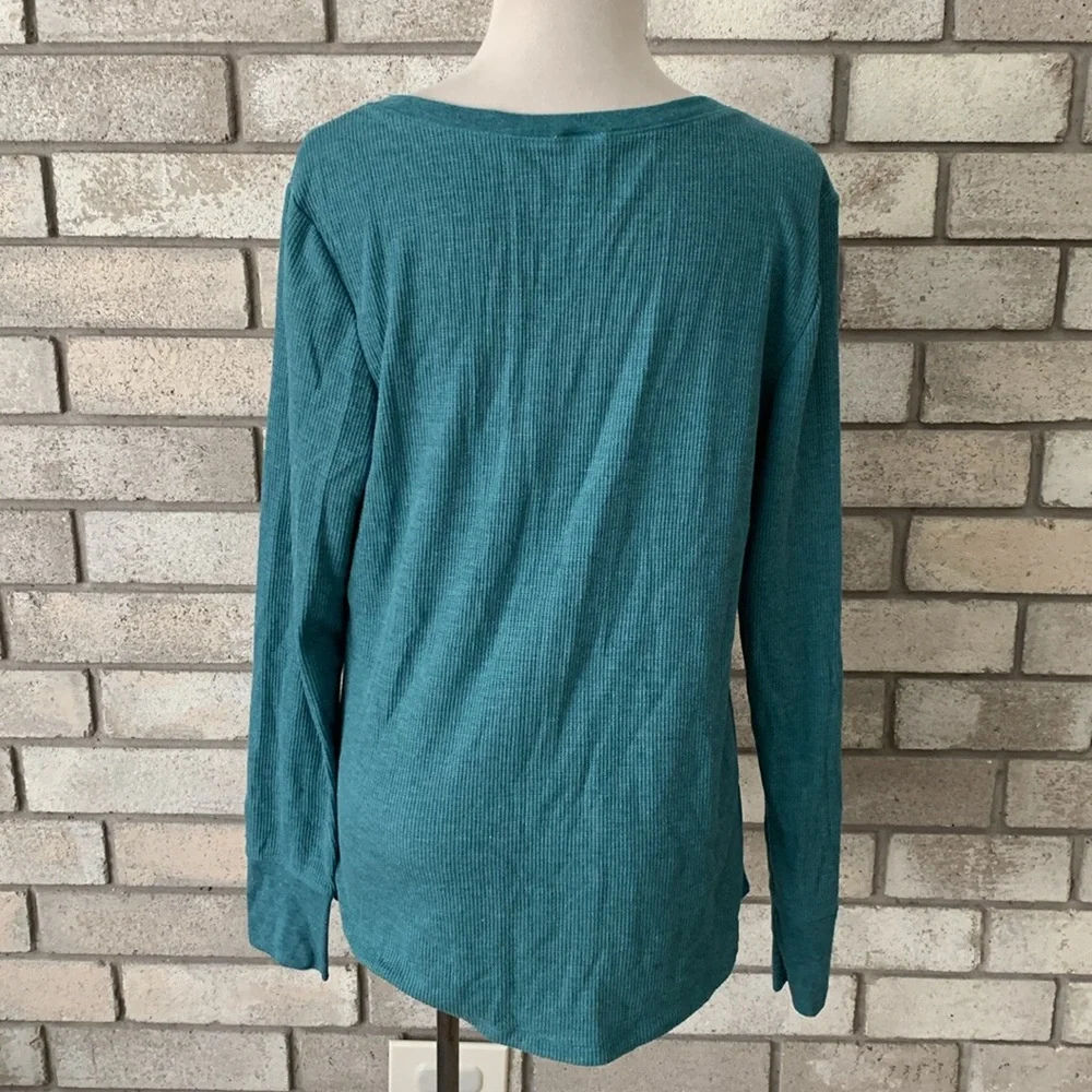 Women’s size XL Faded Glory waffle knit top in green - Picture 2 of 3